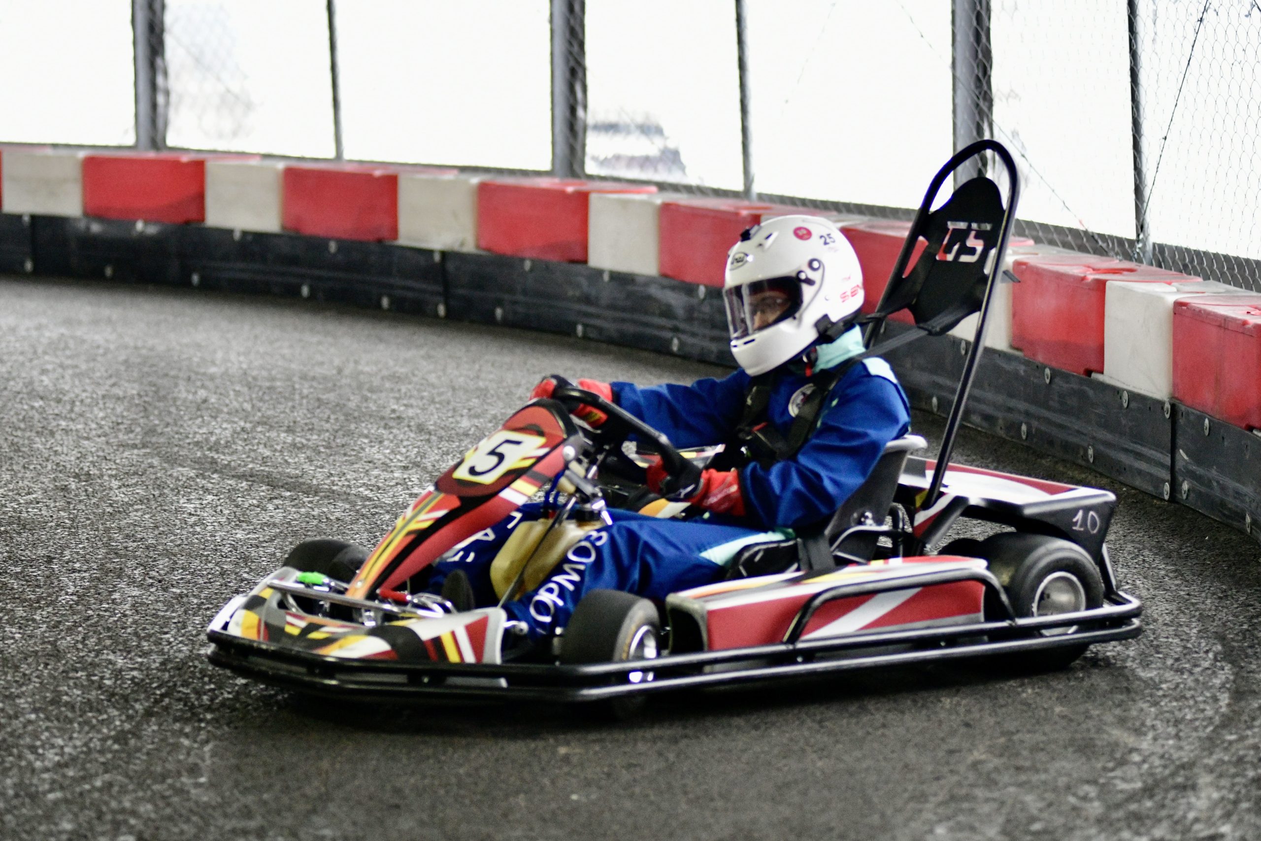 Тимбилдинг на картодроме: 5 сценариев для вашей команды